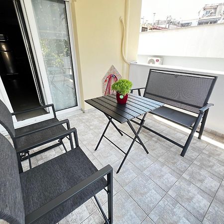Steel & Oak Vintage Apartments Kavala Exterior photo