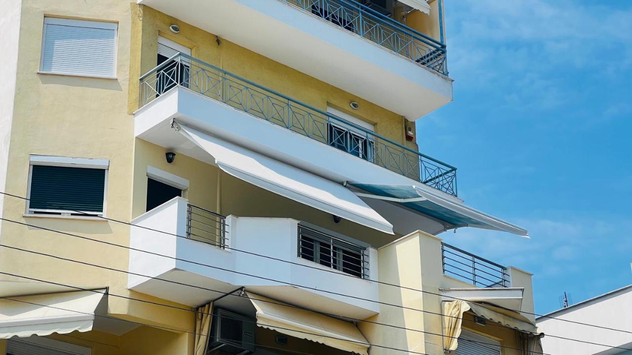 Steel & Oak Vintage Apartments Kavala Exterior photo